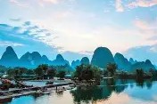 开云官网-漓江战狼队对阵东城朱雀队，摔跤杯赛火力全开，门将神扑救主——赛季拐点或已出现